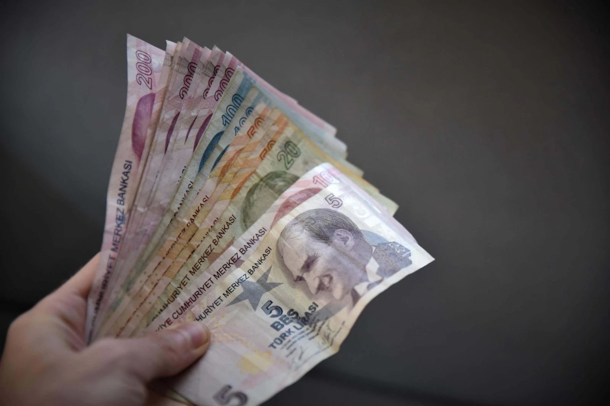 Bankalar restleşti, faiz tırmandı