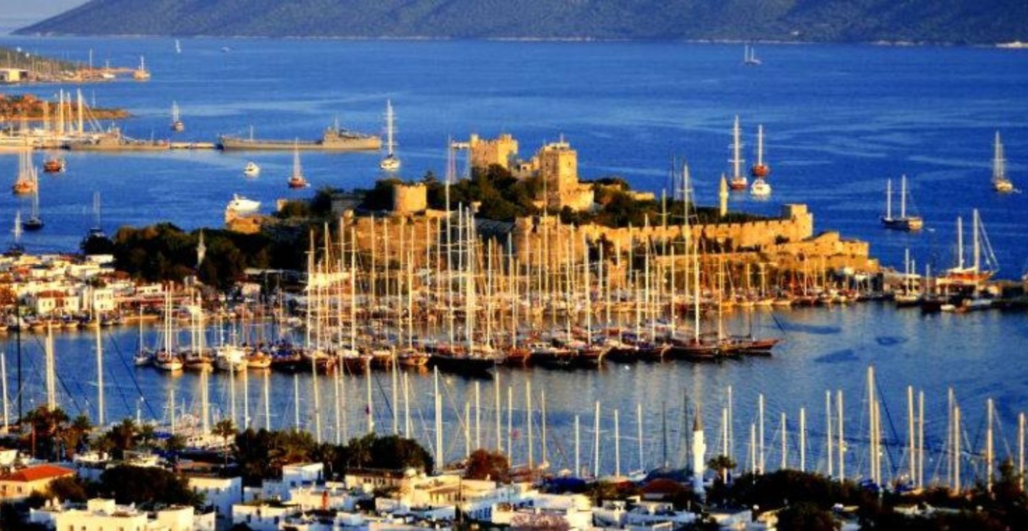 Ne Alaçatı ne Karaburun: Ege’de yeni yıldız parlıyor! Eşsiz doğası ve zeytinyağlılarıyla bakir koy göreni mest ediyor